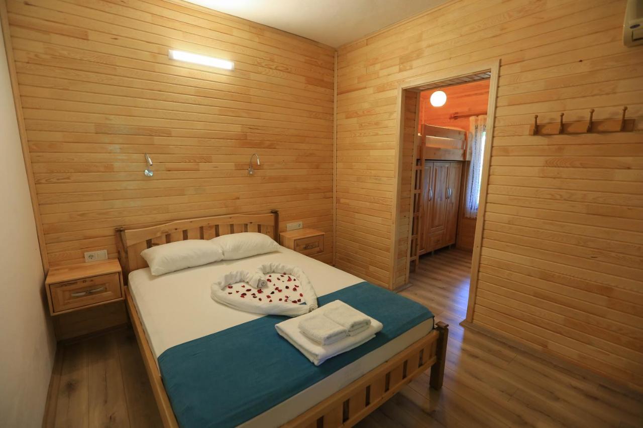 Tunays Pansiyon Bed & Breakfast Cirali Exterior photo