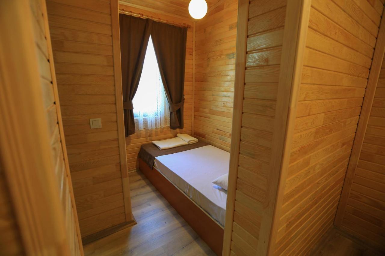 Tunays Pansiyon Bed & Breakfast Cirali Exterior photo