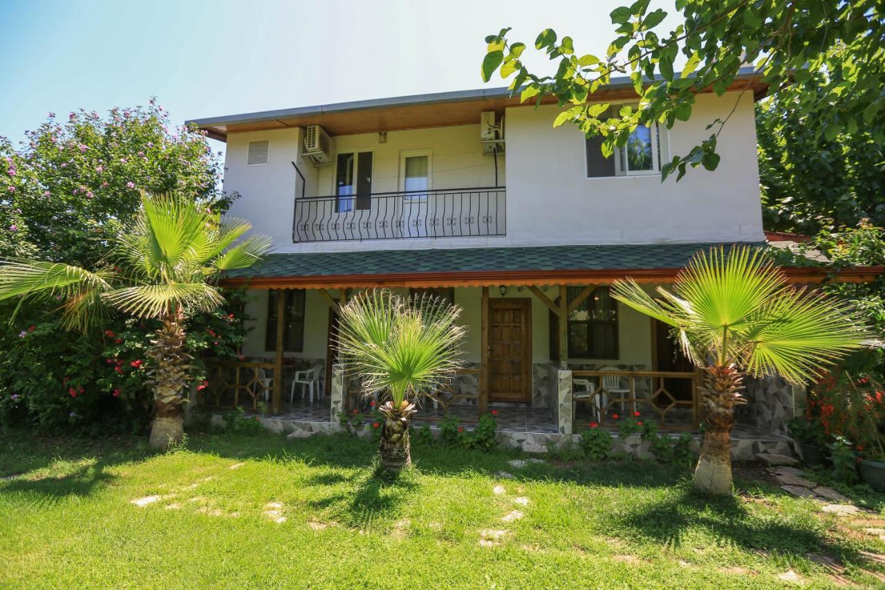 Tunays Pansiyon Bed & Breakfast Cirali Exterior photo